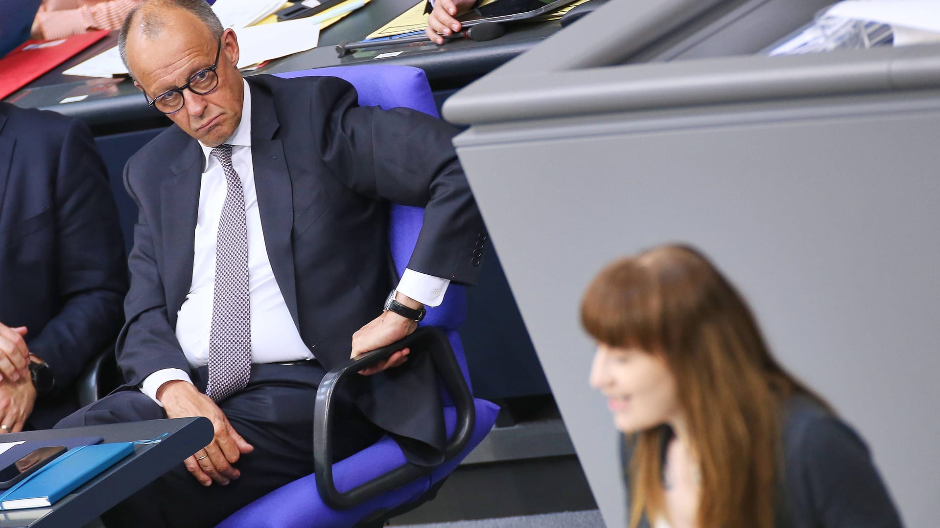 Bundeskanzler Friedrich Merz (CDU) und Heidi Reichinnek (Linke): Die CDU lehnt die Zusammenarbeit mit AfD und der Linken pauschal ab. Das muss aufhören.