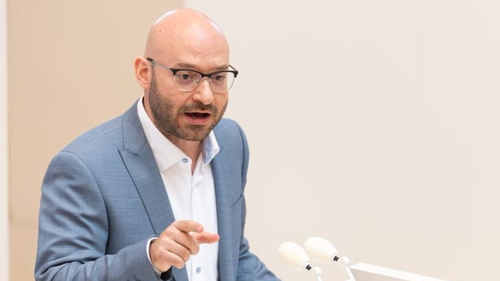 Brandenburgs Innenminister René Wilke (Parteilos): Der Politiker will die Bürgermeisterin der Stadt Spremberg unterstützen.
