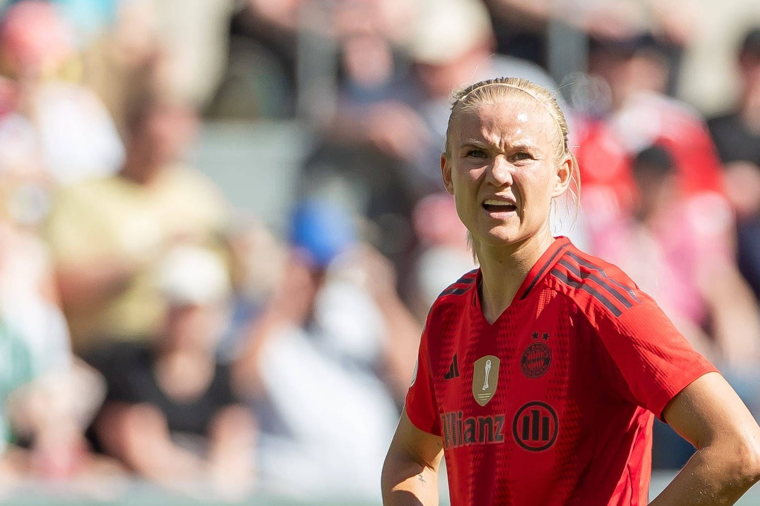 Pernille Harder: Sie steht seit 2023 beim FC Bayern unter Vertrag.