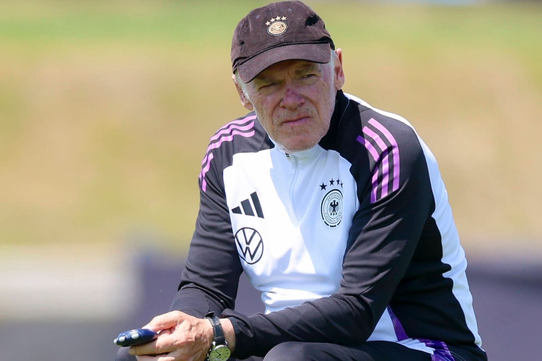 Hermann Gerland: Der 71-Jährige war seit September 2021 Co-Trainer der deutschen U21.