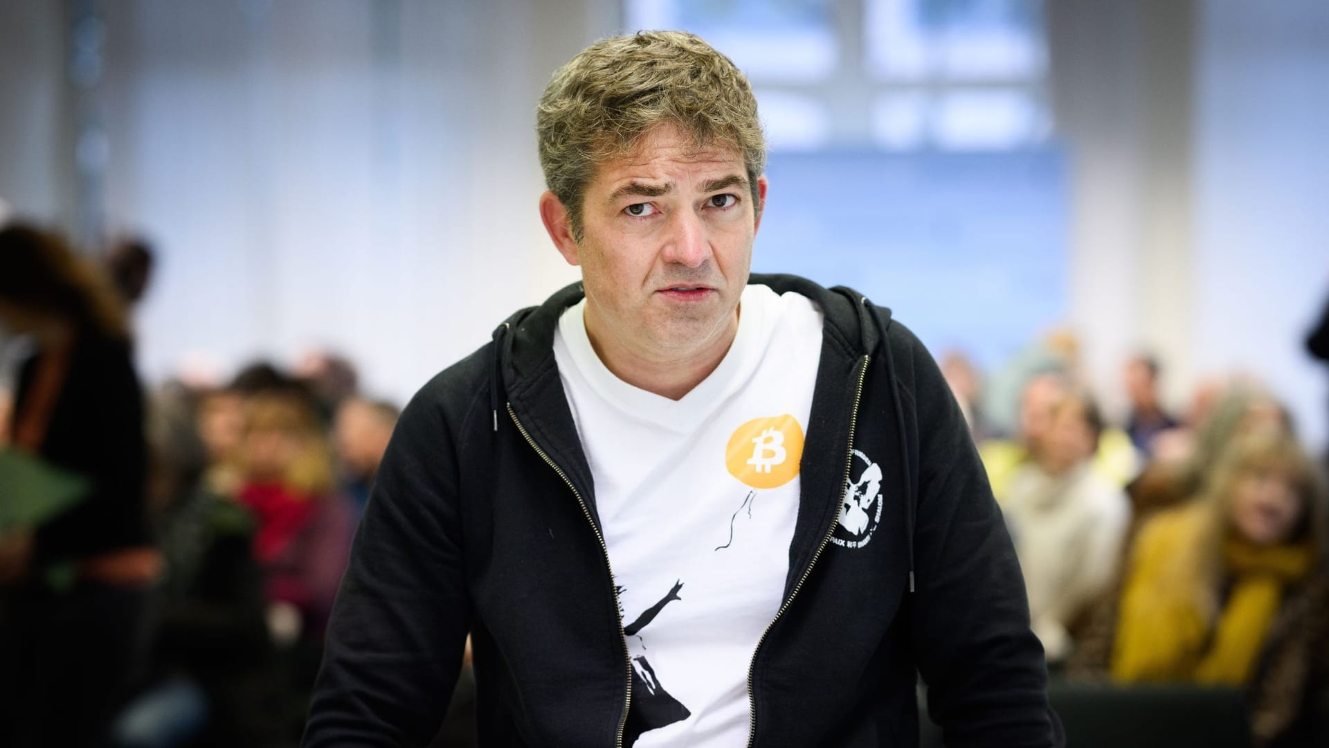 "Querdenken"-Organisator Michael Ballweg (Archivbild): Das Landgericht sprach ihn von einem zentralen Vorwurf frei. "Querdenken"-Organisator Michael Ballweg (Archivbild): Das Landgericht sprach ihn von einem zentralen Vorwurf frei.