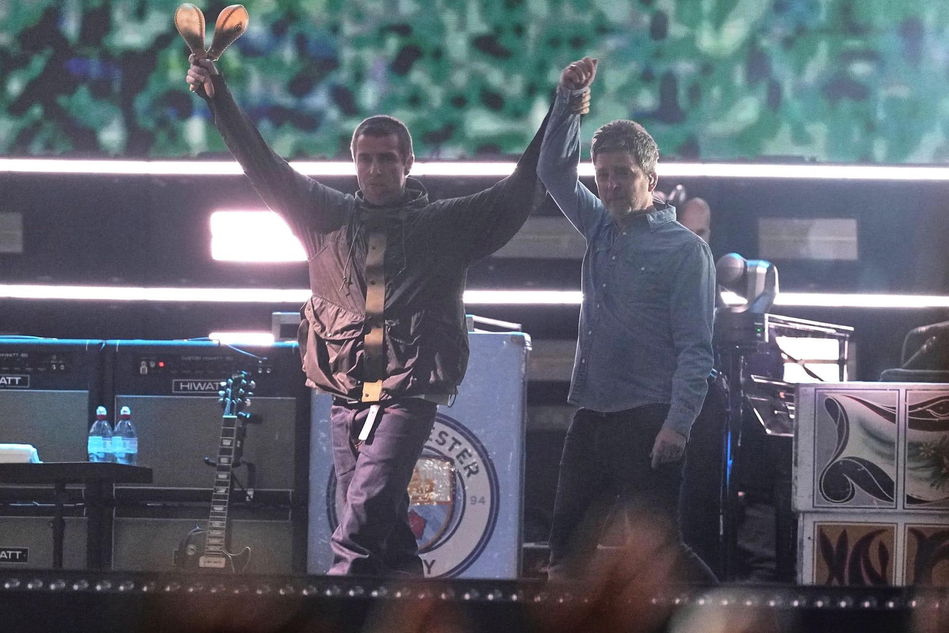Liam (links) und sein Bruder Nel Gallager: Oasis sind zurück auf der Bühne.