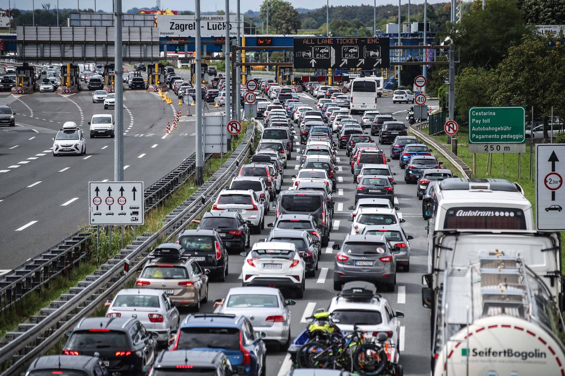 Stau in Zagreb: Am kommenden Wochenende wird es hier besonders voll werden (Archivbild).
