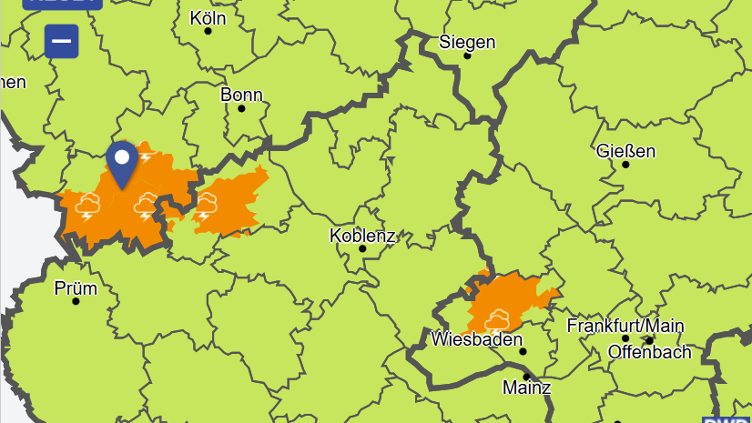 Amtliche Warnung vor starkem Gewitter am Donnerstag zwischen 11.52 und 12.30 Uhr. Der DWD aktualisiert aktuell immerwährend seine Wetterwarnungen.