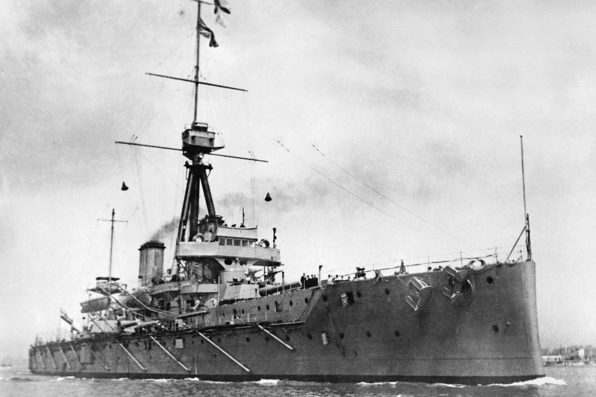 "HMS Dreadnought": Mit dem Bau des Schlachtschiffs löste Großbritannien einen Schock aus.