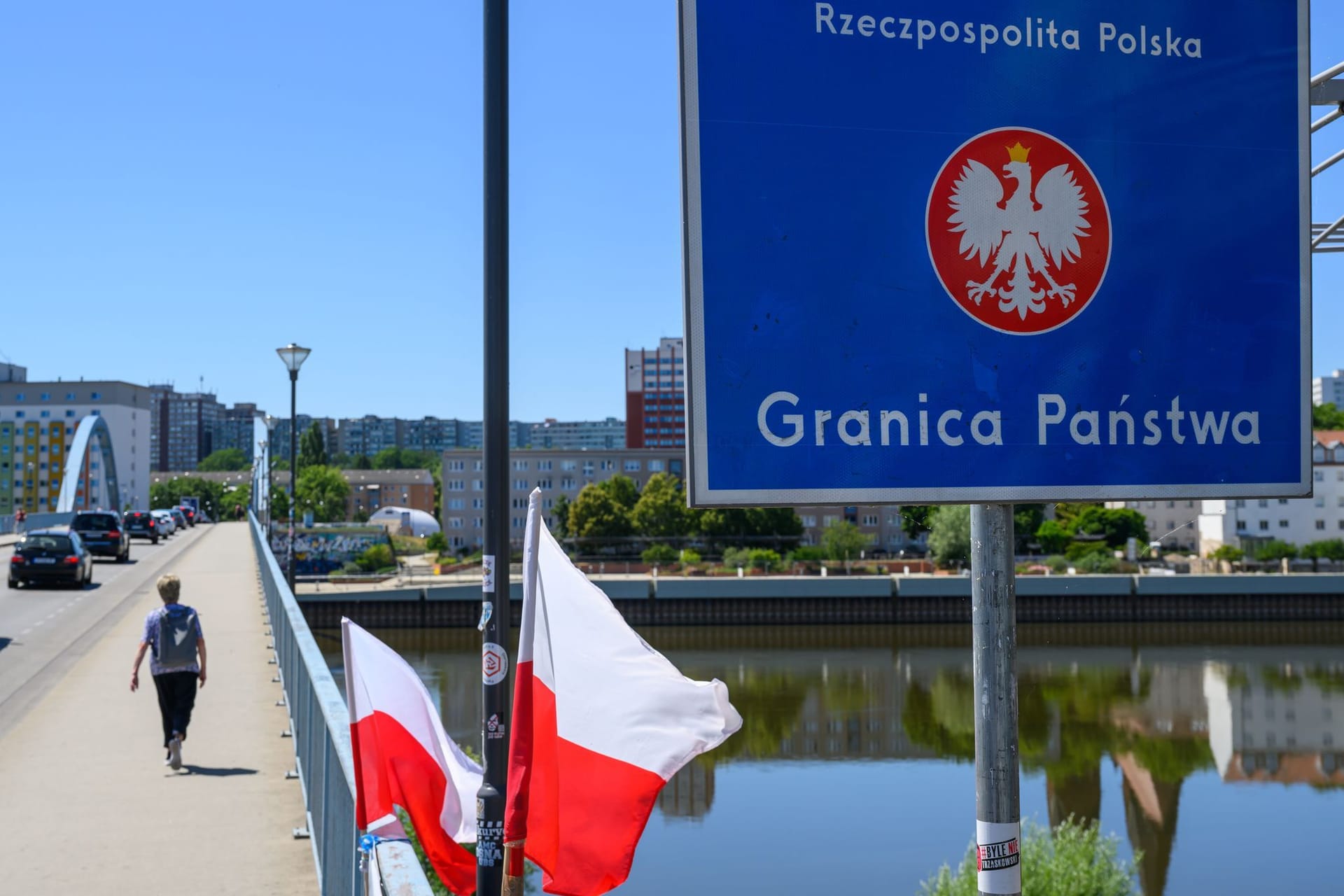 Polens Regierung führt Grenzkontrollen nach Deutschland ein