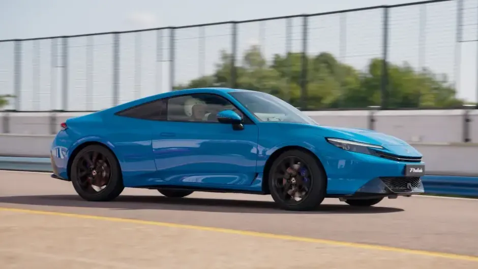 Fast konkurrenzlos: Zu den wenigen Wettbewerbern zählen vor allem der Toyota GR86 und der Subaru BRZ, die ein ähnliches Konzept verfolgen.