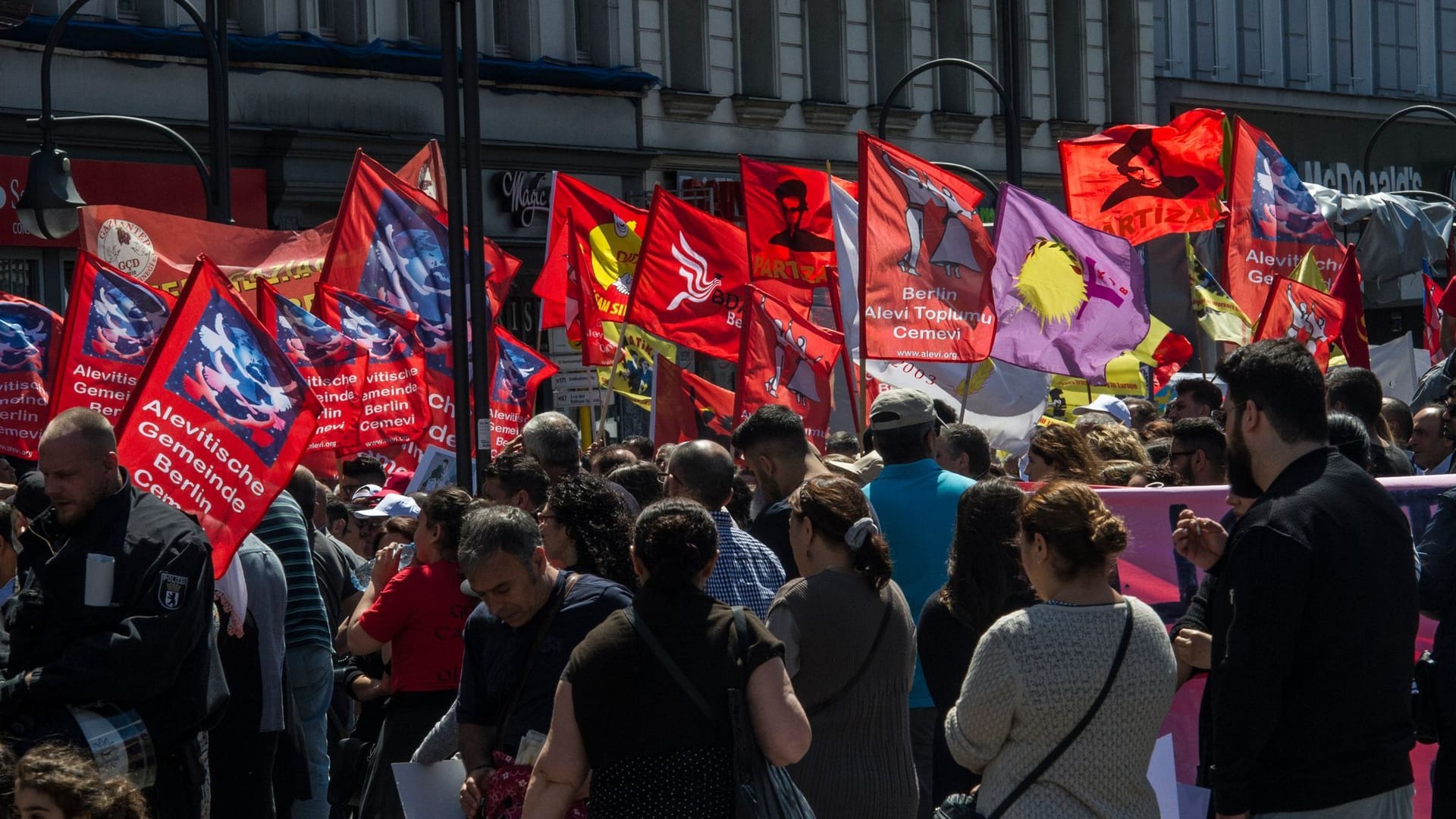 Demonstration der Alevitischen Gemeinde Berlin