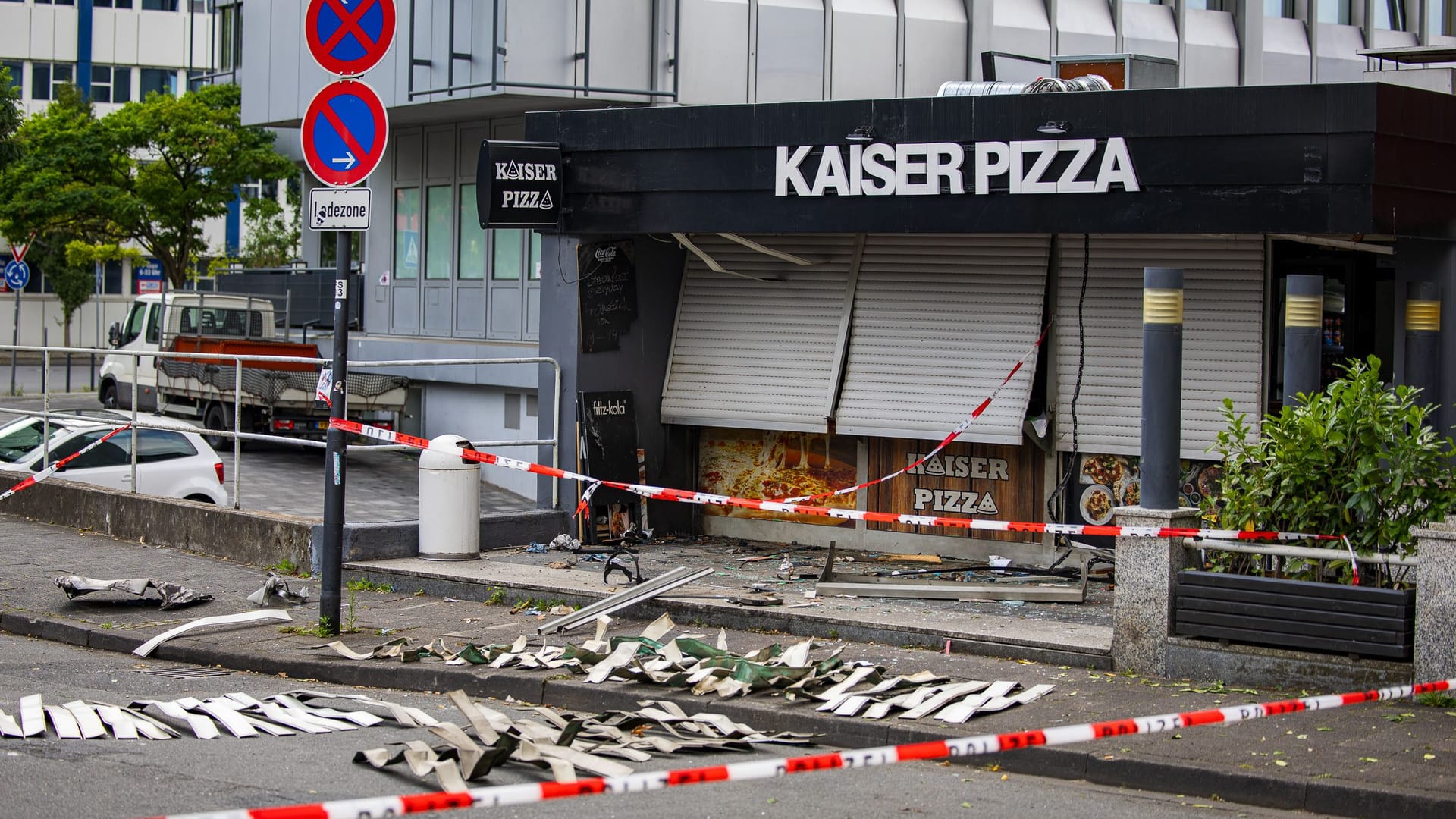 Das Restaurant in Offenbach wurde bei der Explosion beschädigt.