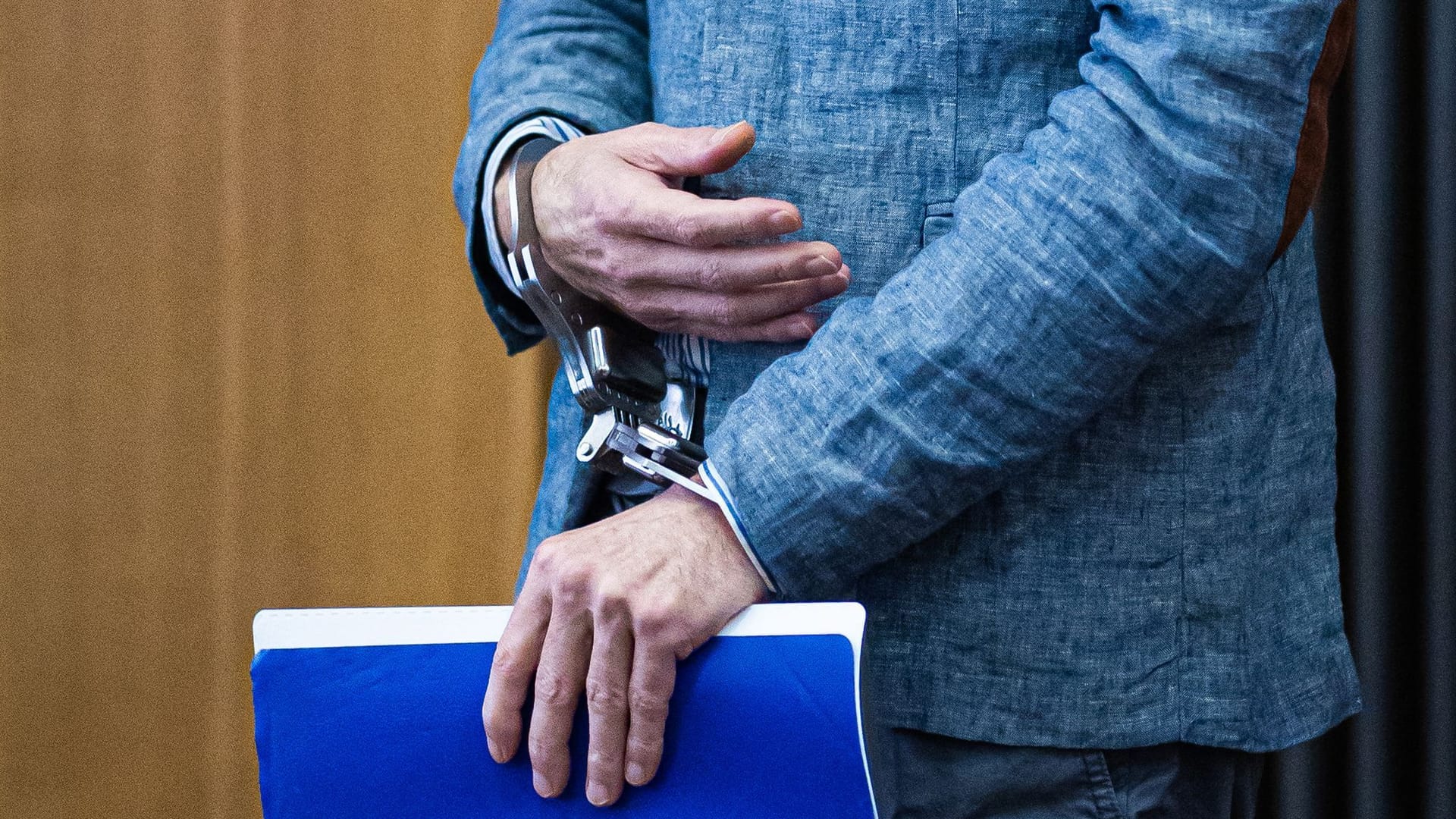 Christian B. vor Gericht (Archivfoto): Der Verdächtige im Fall Maddie bei einer Verhandlung in Braunschweig. Christian B. vor Gericht (Archivfoto): Der Verdächtige im Fall Maddie bei einer Verhandlung in Braunschweig.