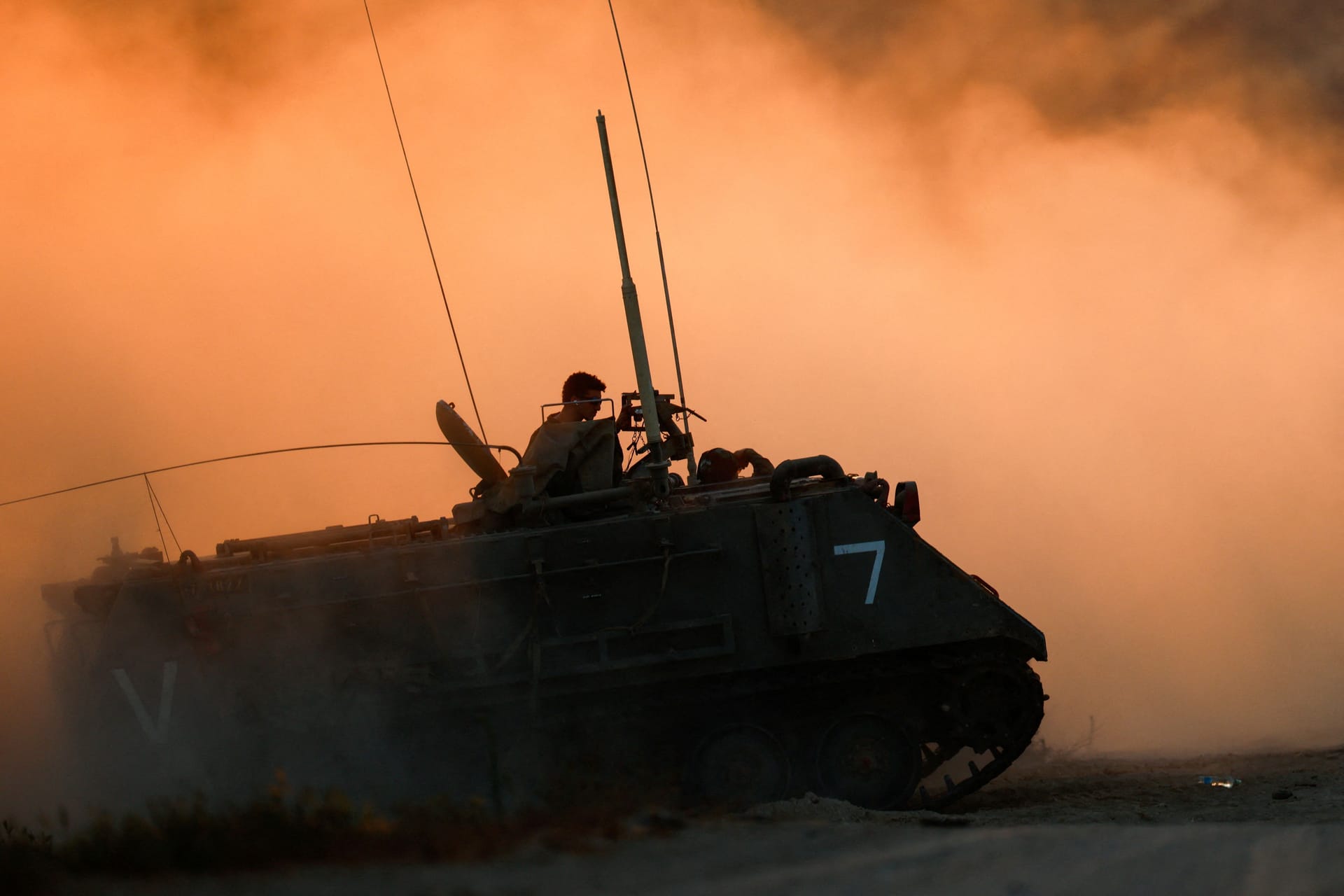 Ein israelisches Militärfahrzeug an der Grenze zum Gazastreifen.