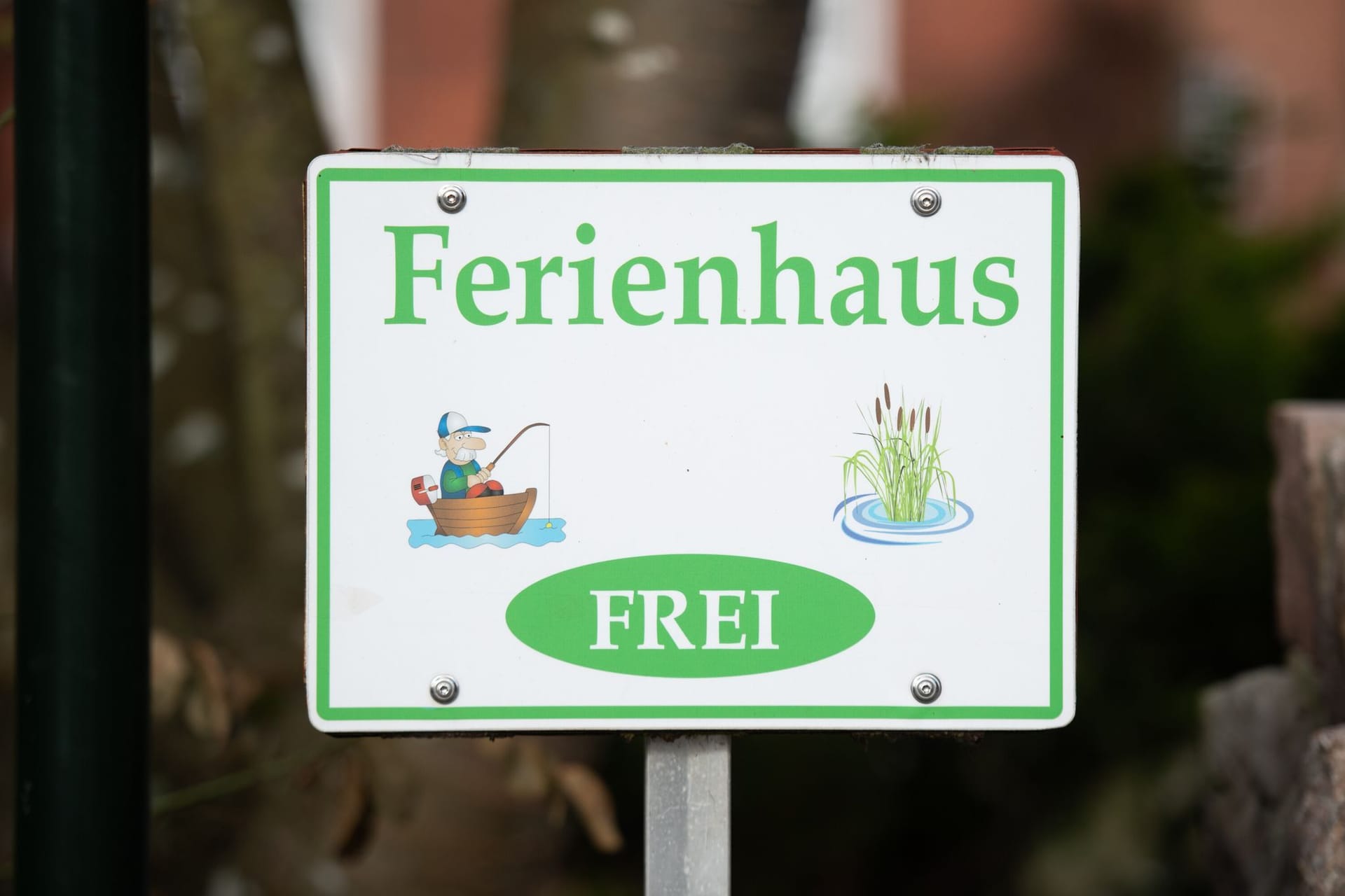 Schild eines Ferienhauses