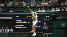 Nach Wimbledon-Sperrstunde: Zverev will Aus verhindern