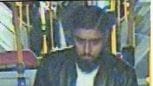 Der dritte unbekannte Tatverdächtige, der von der Polizei Hamburg gesucht wird.