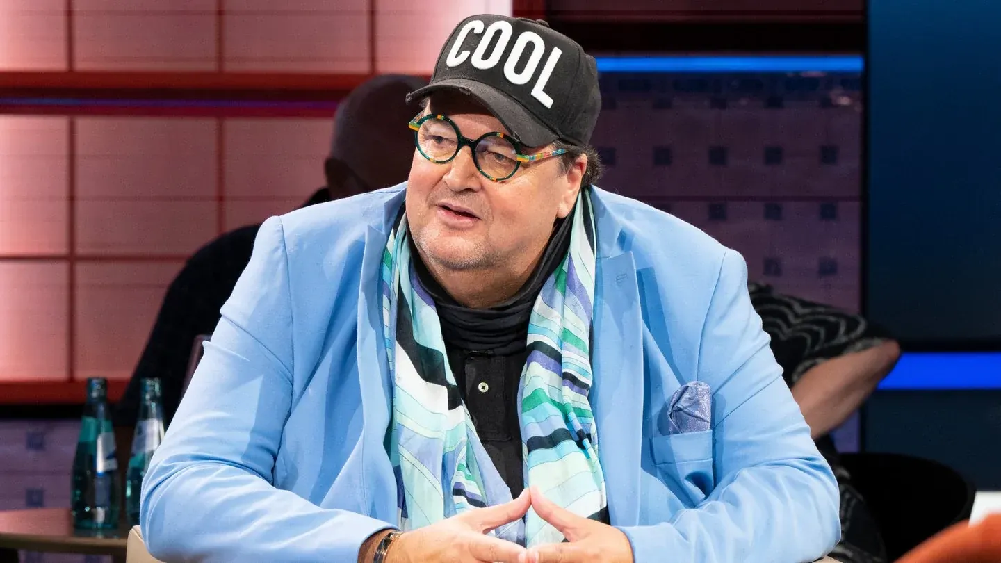 Andreas Ellermann in der Sendung: Der Hamburger Entertainer wird im SWR-"Nachtcafe" sehr persönlich. Andreas Ellermann in der Sendung: Der Hamburger Entertainer wird im SWR-"Nachtcafe" sehr persönlich.