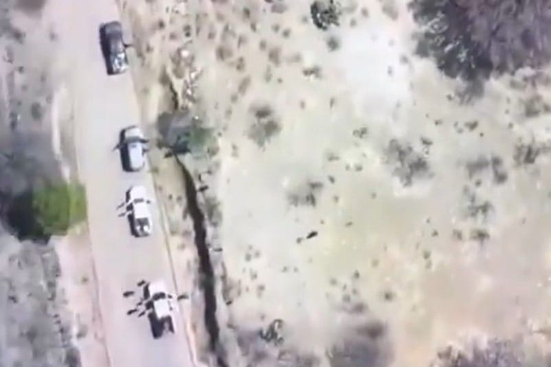Screenshot aus einem Drohnenvideo, das den Angriff in Mexiko zeigen soll: Immer häufiger werden Drohnen als Waffen benutzt.