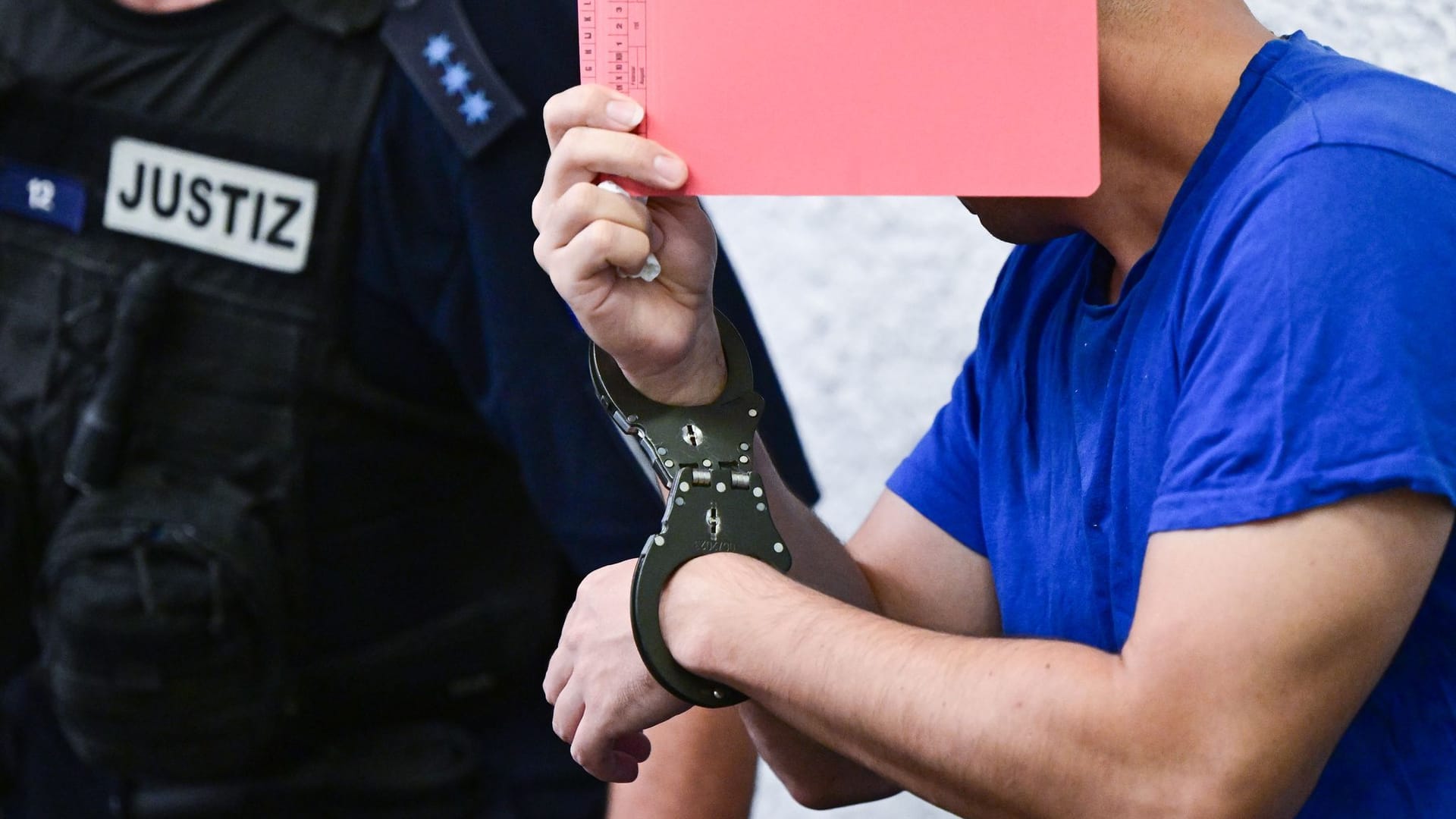 Auftakt Prozess wegen Mordes an Lehrerin