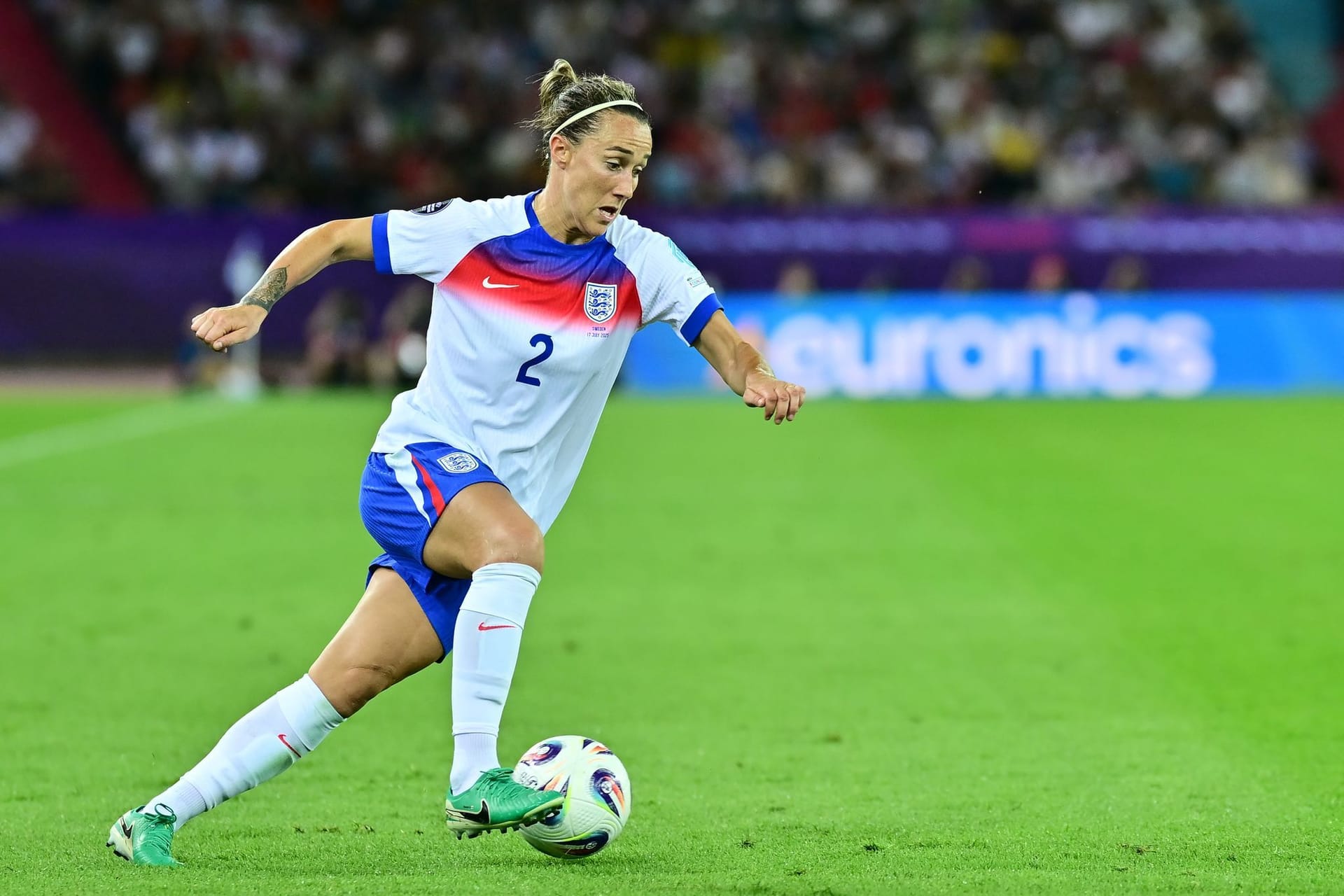 Lucy Bronze