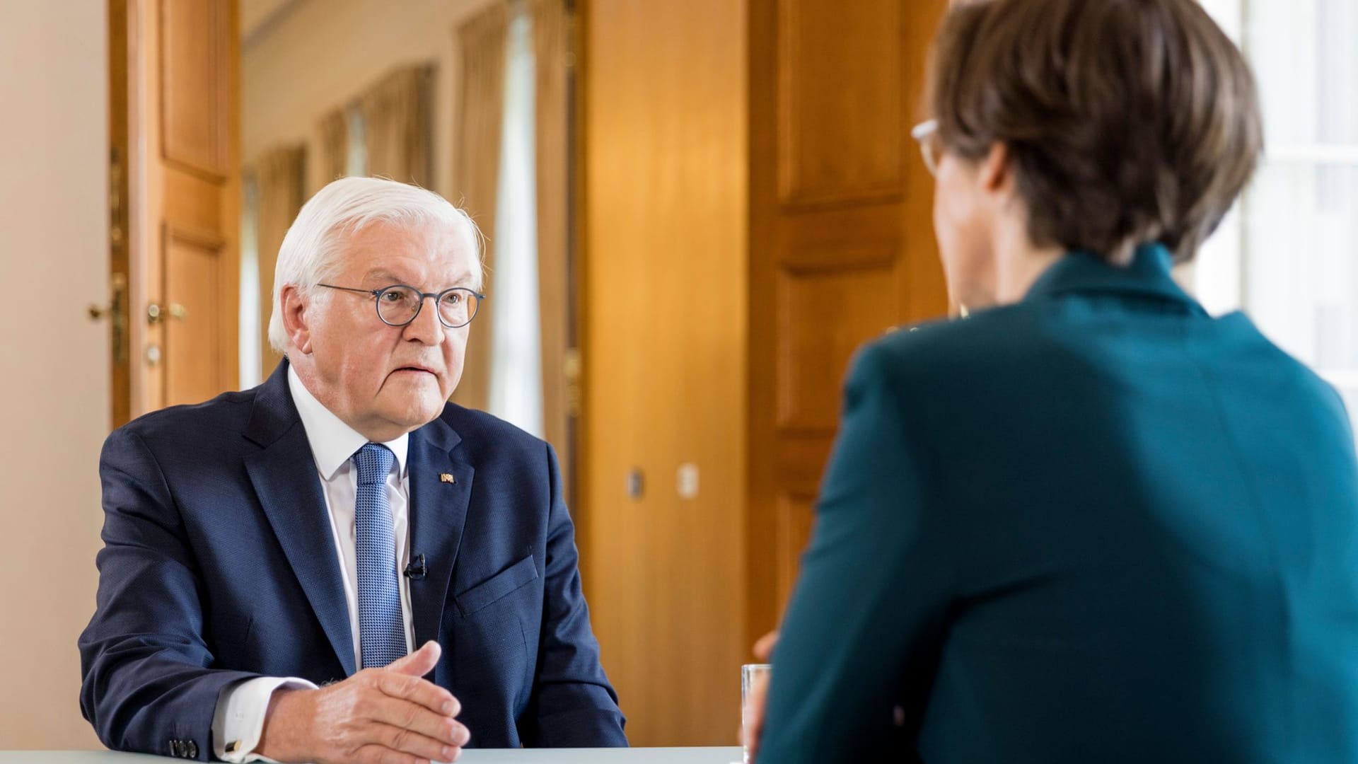 Berlin direkt - Sommerinterview mit Bundespräsident Steinmeier Berlin direkt - Sommerinterview mit Bundespräsident Steinmeier