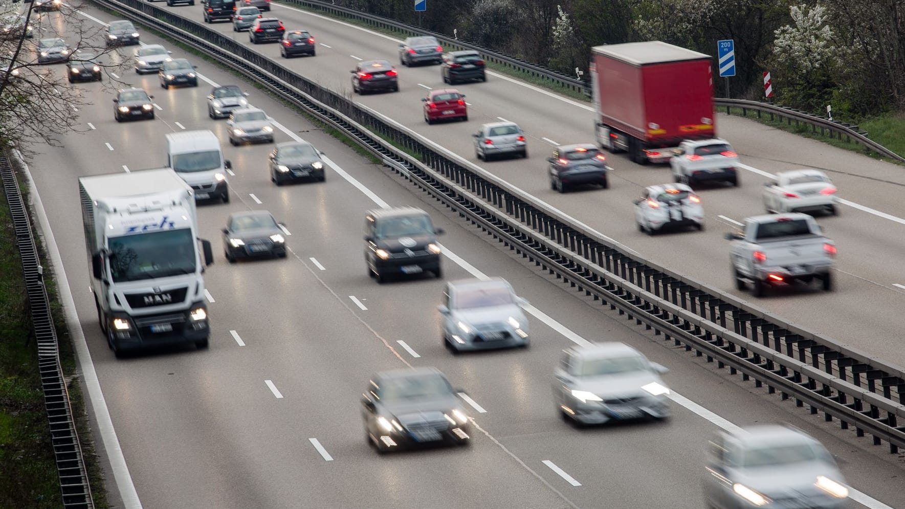 Verkehr auf der A8 Verkehr auf der A8