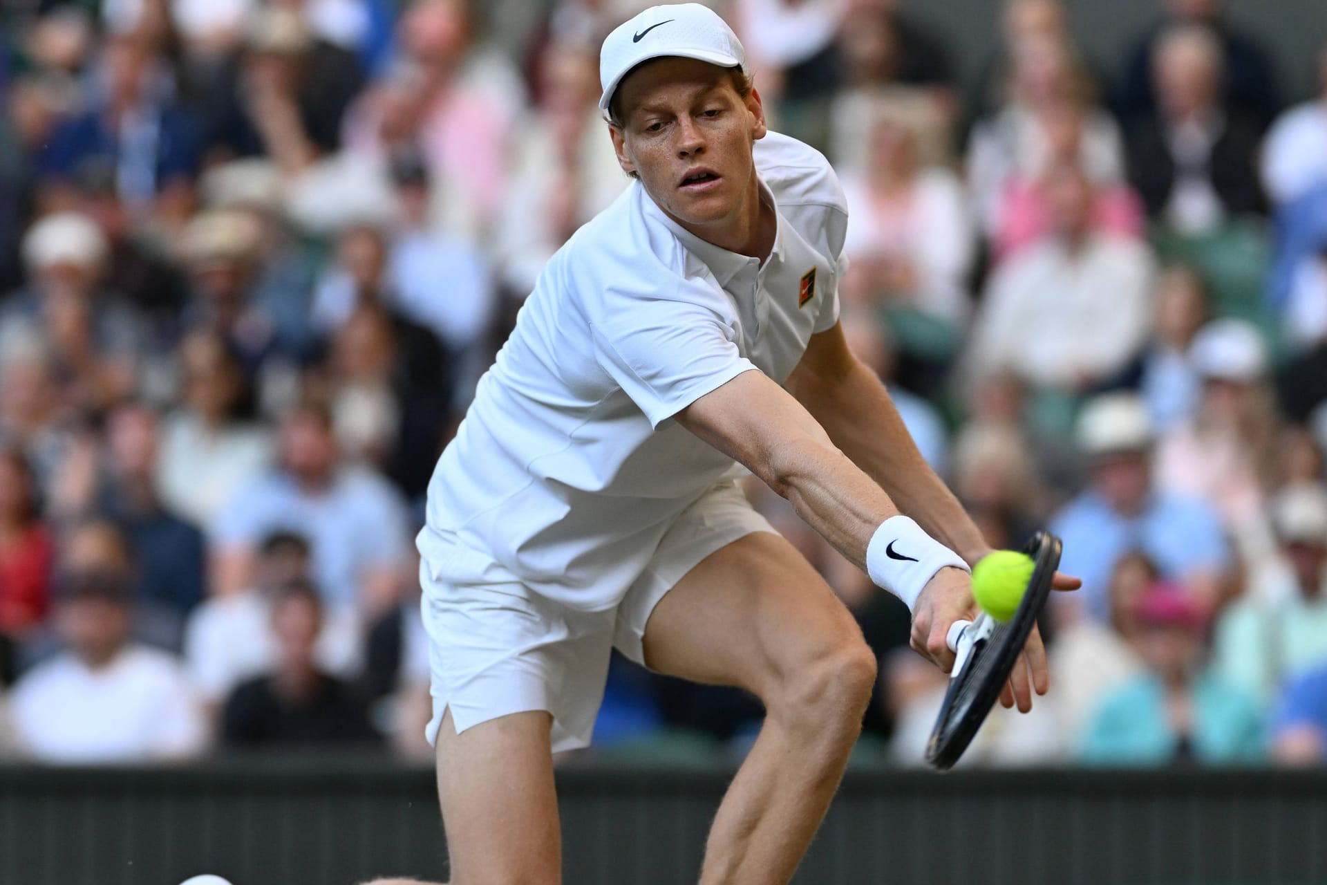 Jannik Sinner im Wimbledon-Viertelfinale gegen Gregor Dimitrov: Der Italiener ist Mitfavorit in London.