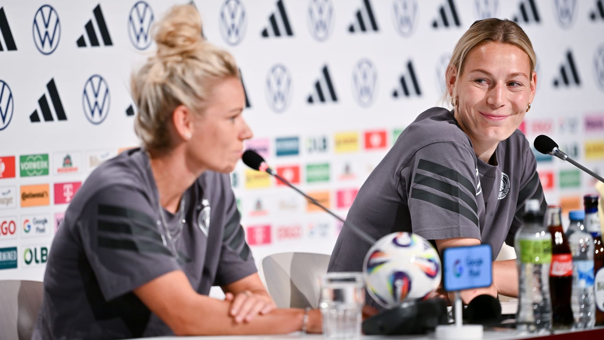 Frauenfußball-EM - Pressekonferenz Deutschland