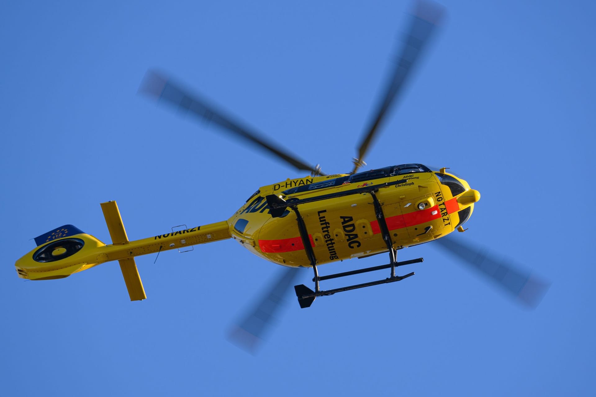 Rettungshubschrauber - Symbolbild Rettungshubschrauber - Symbolbild