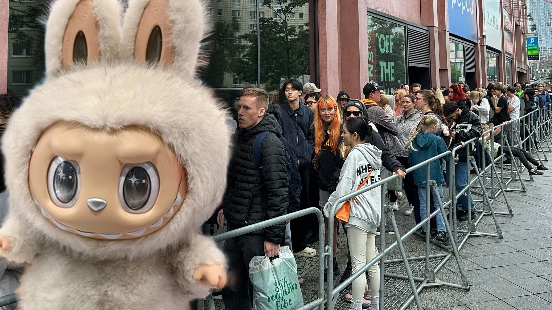 Großer Andrang herrscht bei der Eröffnung im ersten Labubu-Store Deutschlands im Alexa Einkaufscenter: Der chinesische Hersteller und Händler Pop Mart ist vor allem durch seine Labubu-Plüschfiguren bekannt.