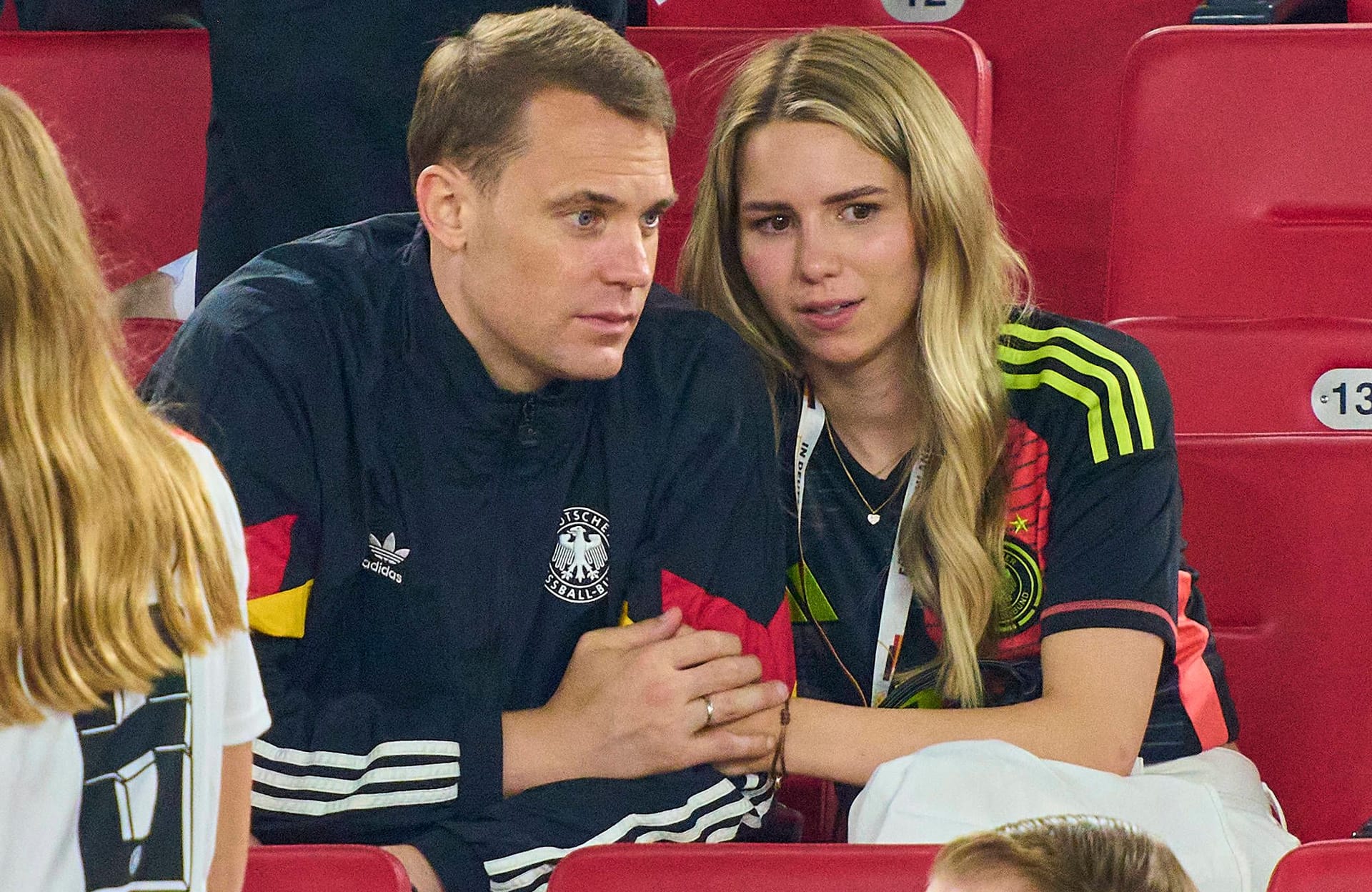 Manuel Neuer und seine Anika: Die beiden wollen sich erneut das Jawort geben.