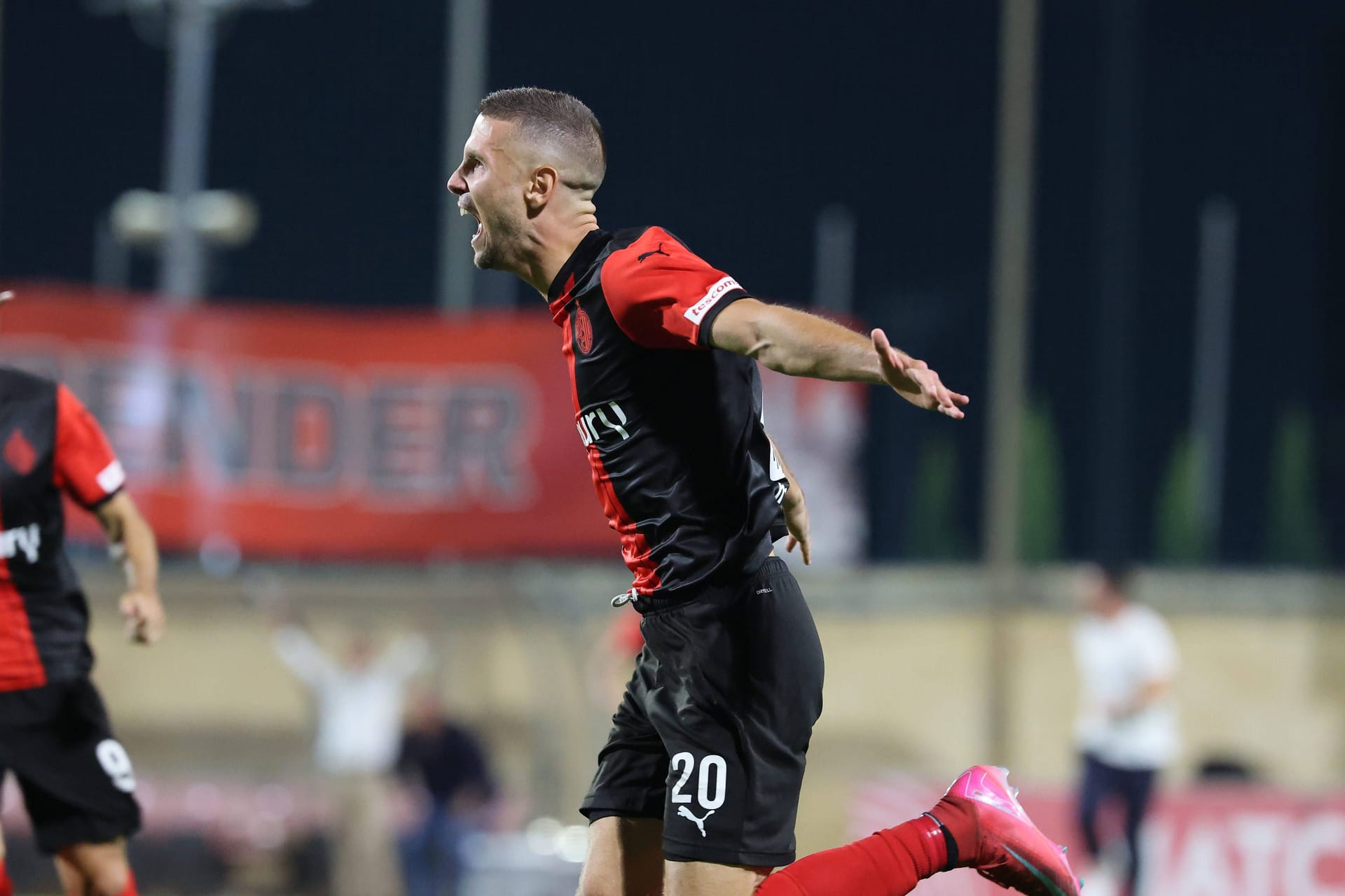 Jovan Cadjenovic von den Hamrun Spartans verwandelte schließlich den entscheidenden Elfmeter.