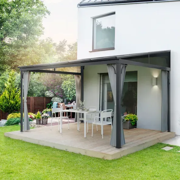 Bei Aldi bekommen Sie heute eine Terrassenüberdachung mit 40 Prozent Rabatt.