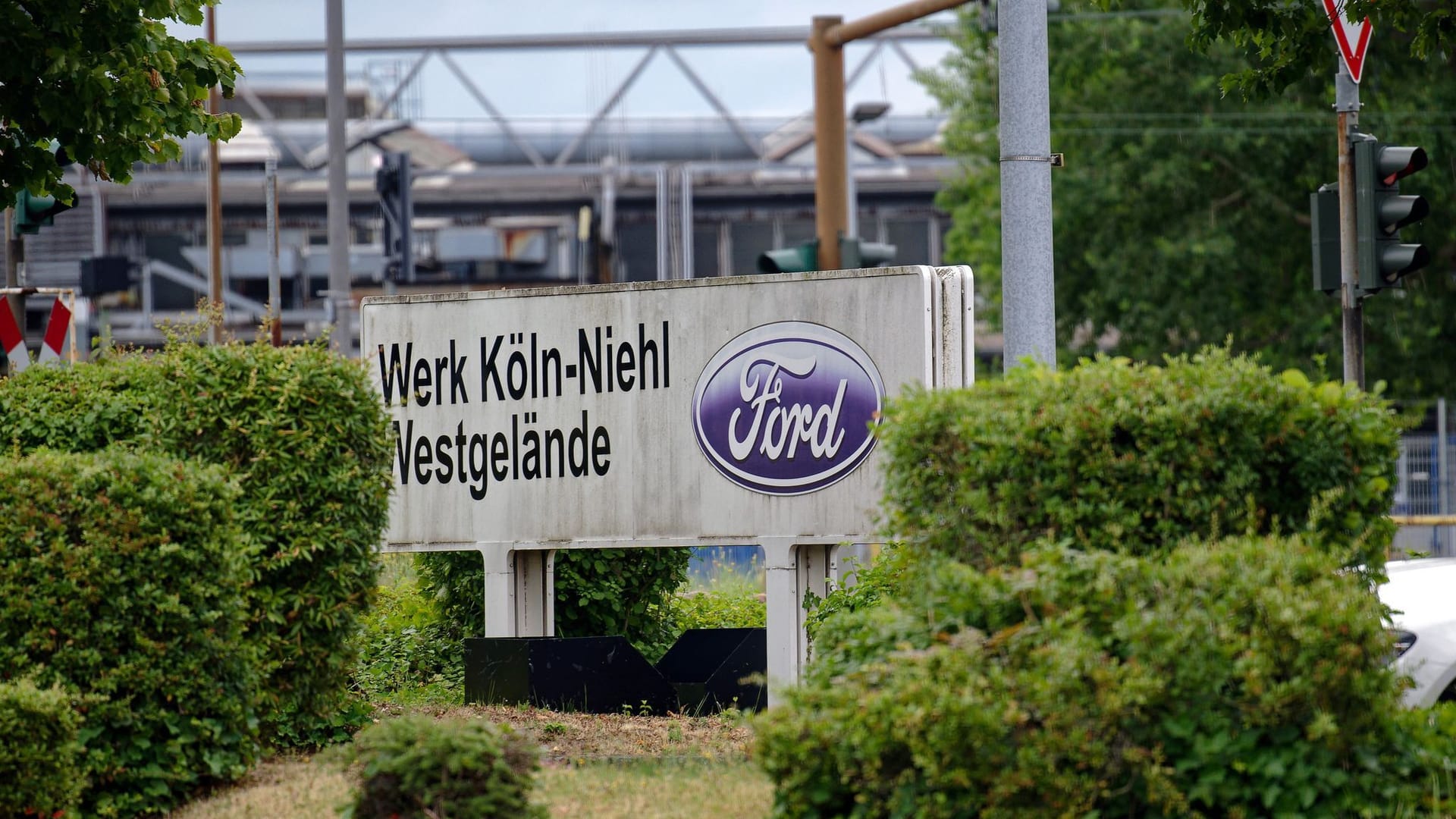 Mitarbeiterversammlung bei den Kölner Ford-Werken