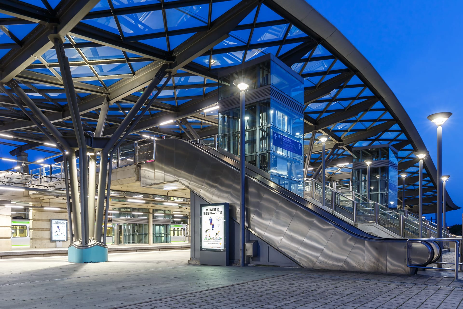 Stadtbahnstation Messe/Ost (Archivbild): An der Endhaltestelle wird Mitte Juli kein Stadtbahnverkehr stattfinden.