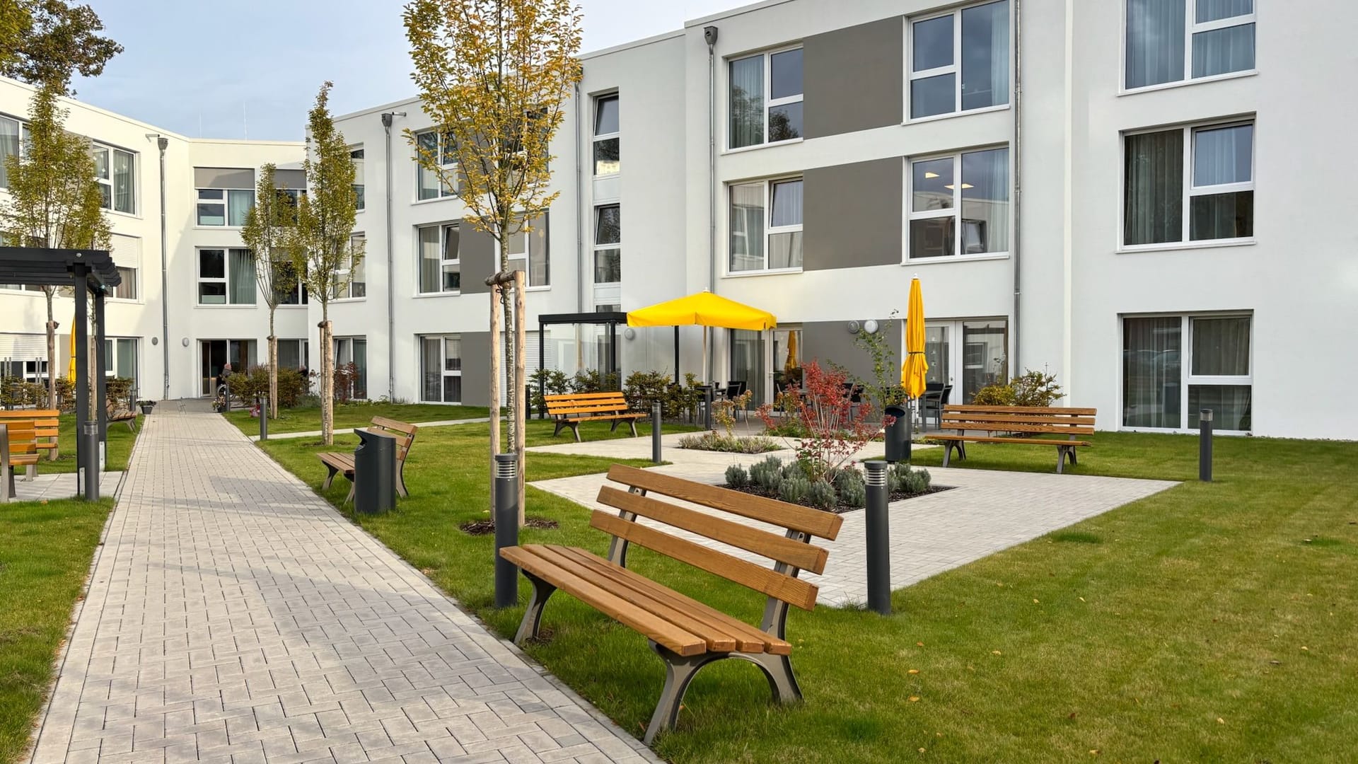 Pflegeimmobilien mit bevorzugtem Belegungsrecht ermöglichen Paaren, im Alter gemeinsam in einer Einrichtung zu wohnen und schenken damit ein Stück Verlässlichkeit.