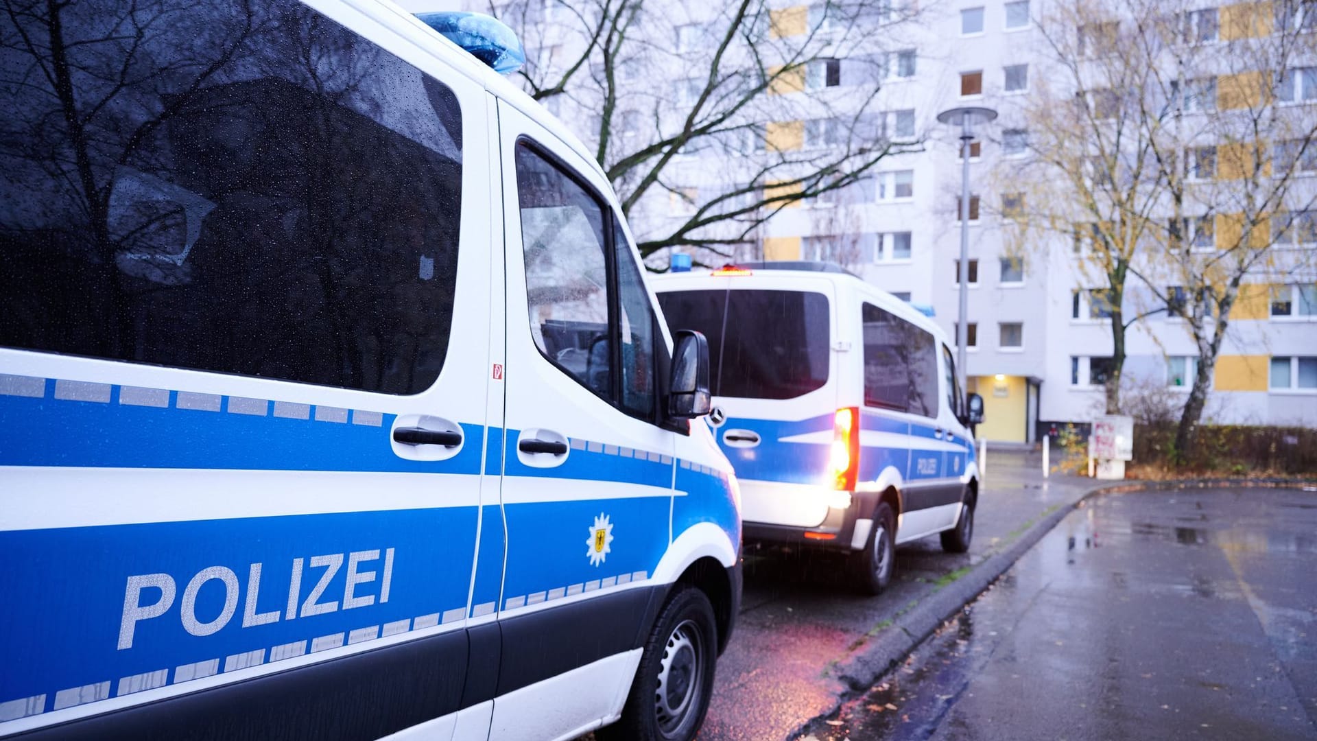 Polizei durchsucht Objekte wegen Schleuserkriminalität