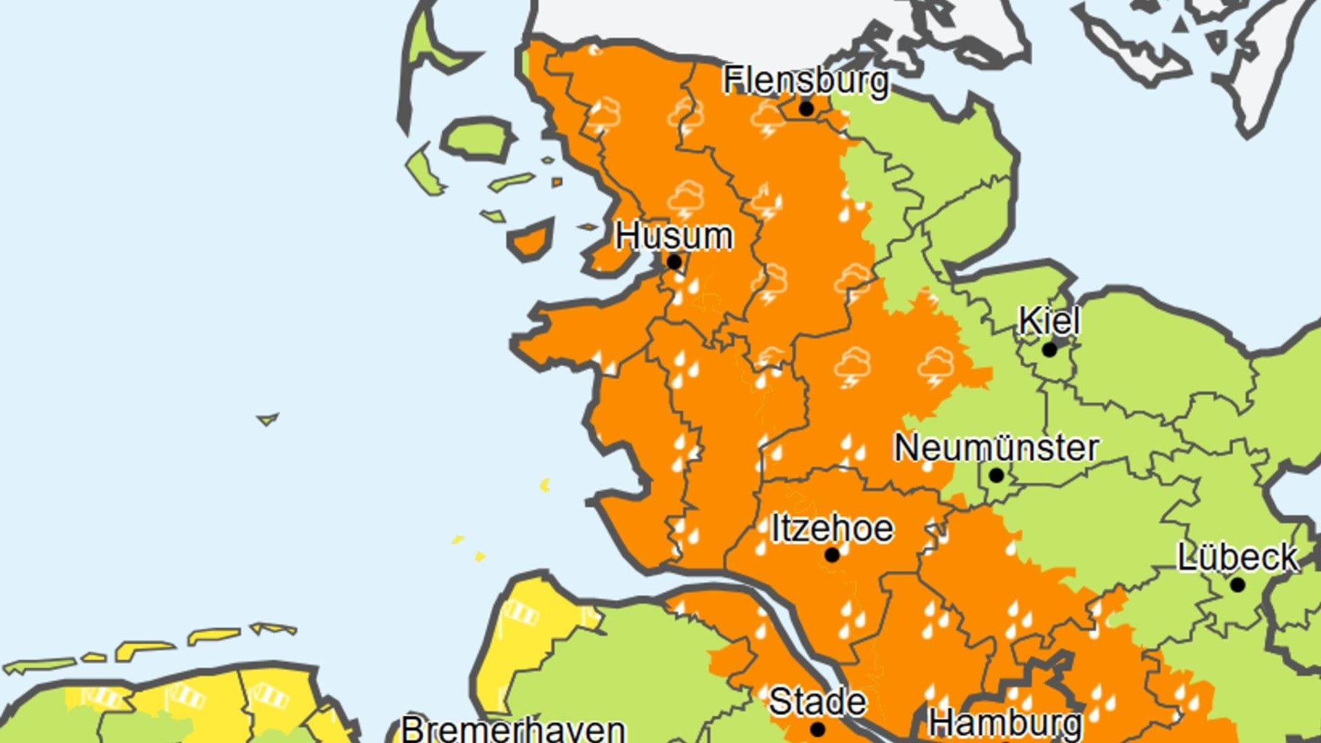 Der DWD hat im Norden Warnstufe 2 von 4 ausgerufen: Innerhalb von sechs Stunden fallen bis zu 35 Liter pro Quadratmeter.