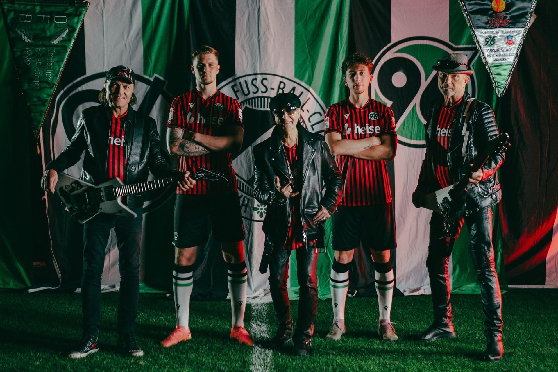 Scorpions präsentieren neues Hannover-96-Trikot