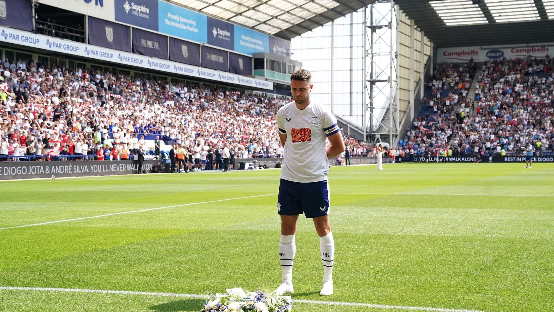 Preston North End - Liverpool - Gedenken an Jota