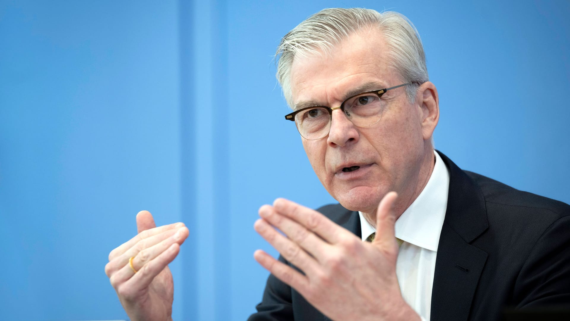 Martin Werding: Der Wirtschaftsweise hat berechnet, was das feste Rentenniveau kostet – und wer die größte Last trägt.