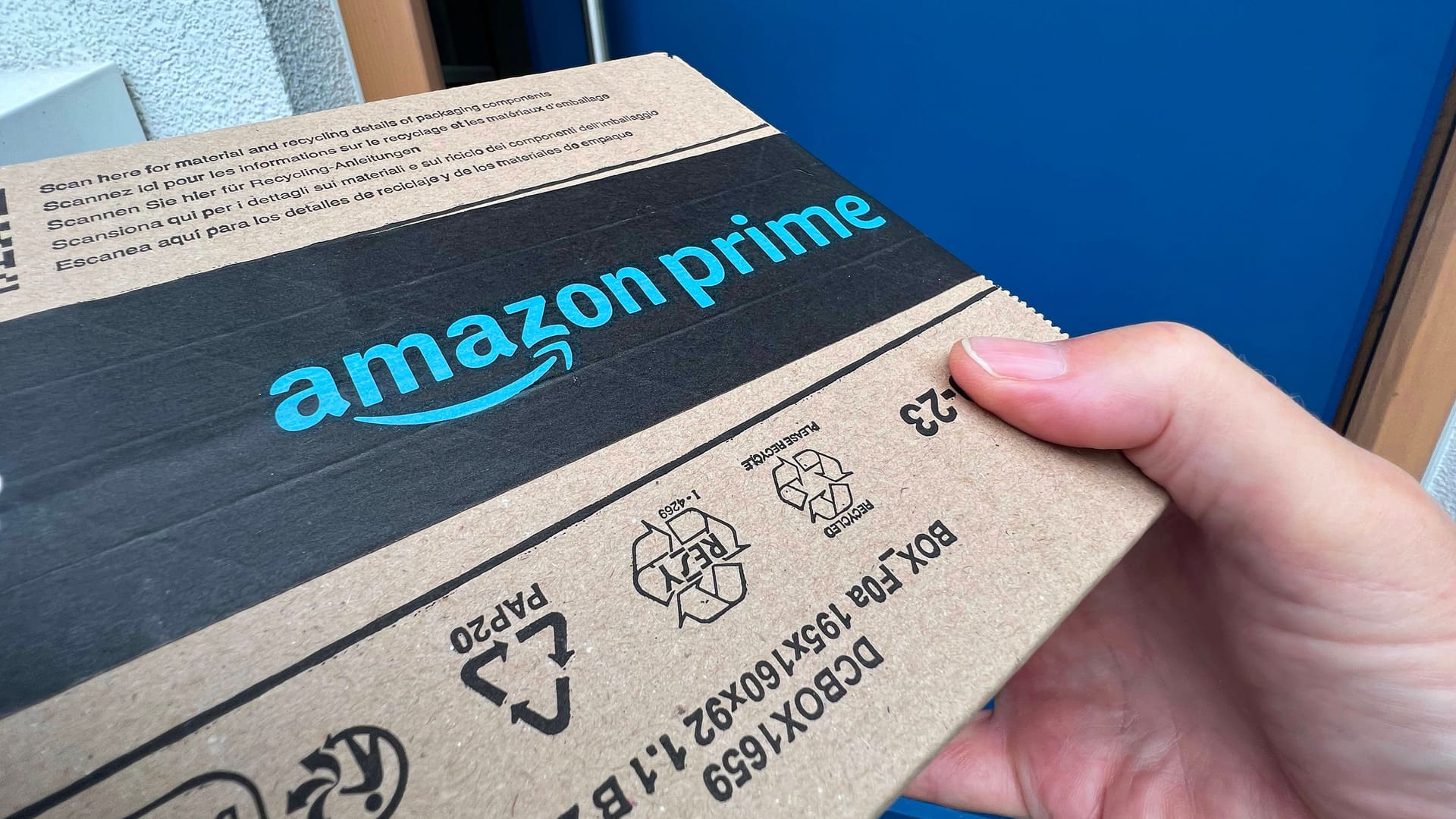 Amazon-Paket: Der Onlinehändler soll Verbraucher getäuscht haben.