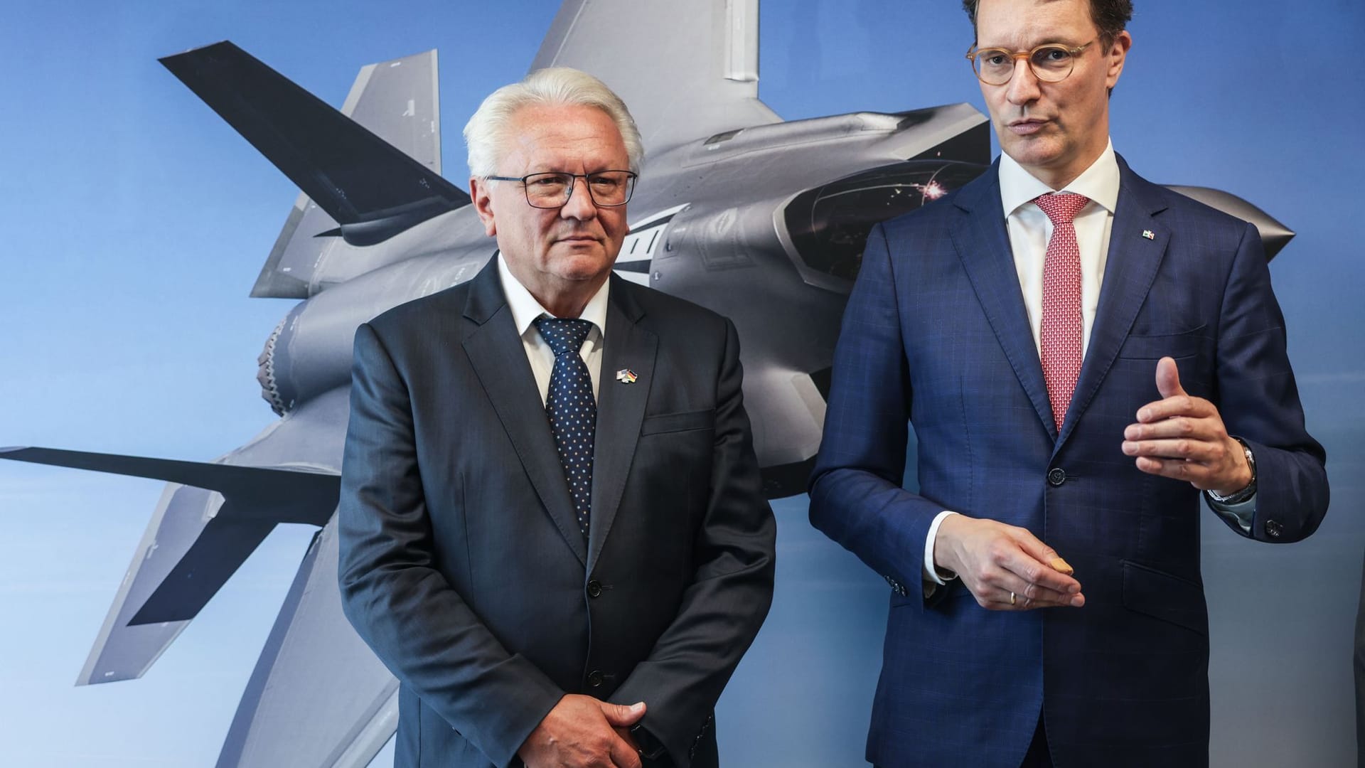 Rheinmetall-Chef Papperger und NRW-Ministerpräsident Wüst