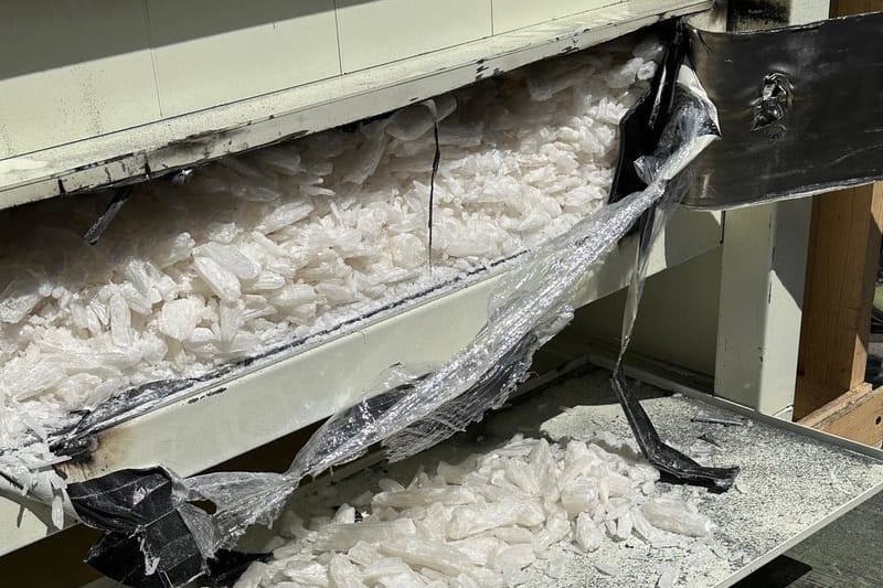 Diese Baumaschine zur Herstellung von Pflastersteinen diente den Drogenschmugglern als Versteck: Darin befand sich Chrystal Meth im Millionenwert.