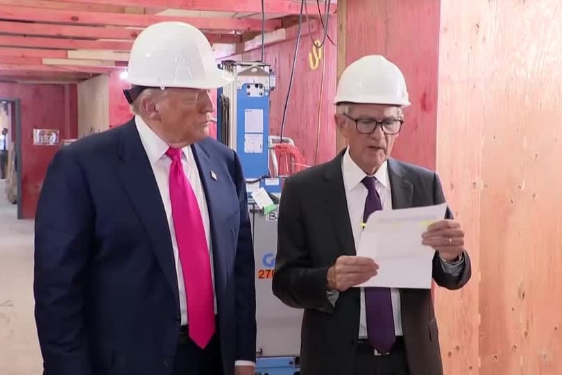 USA-TRUMP/POWELL USA-TRUMP/POWELL
