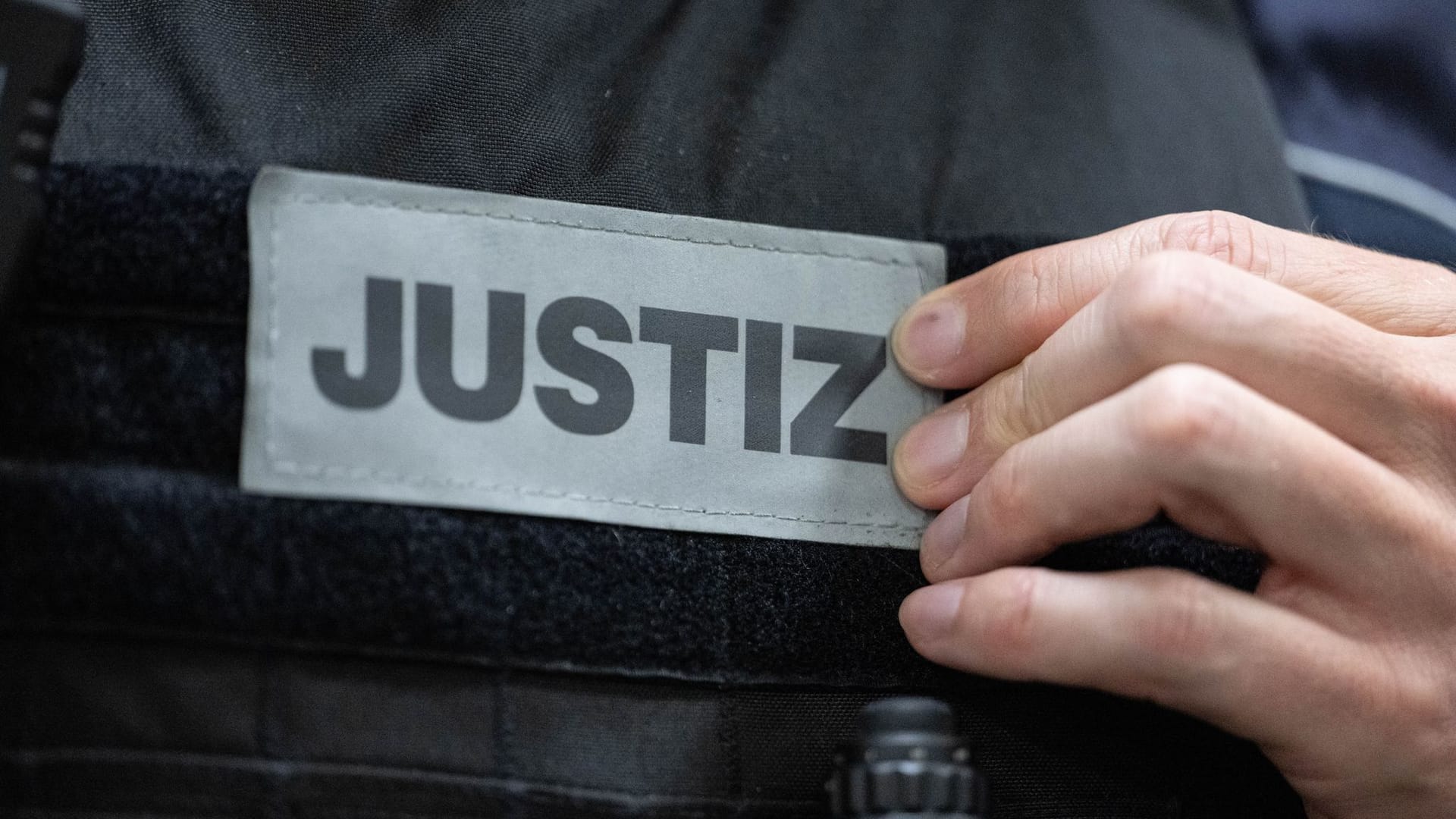 Justiz