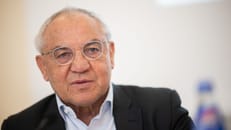 Magath über Club-WM: Geldschneiderei und "Katastrophe"