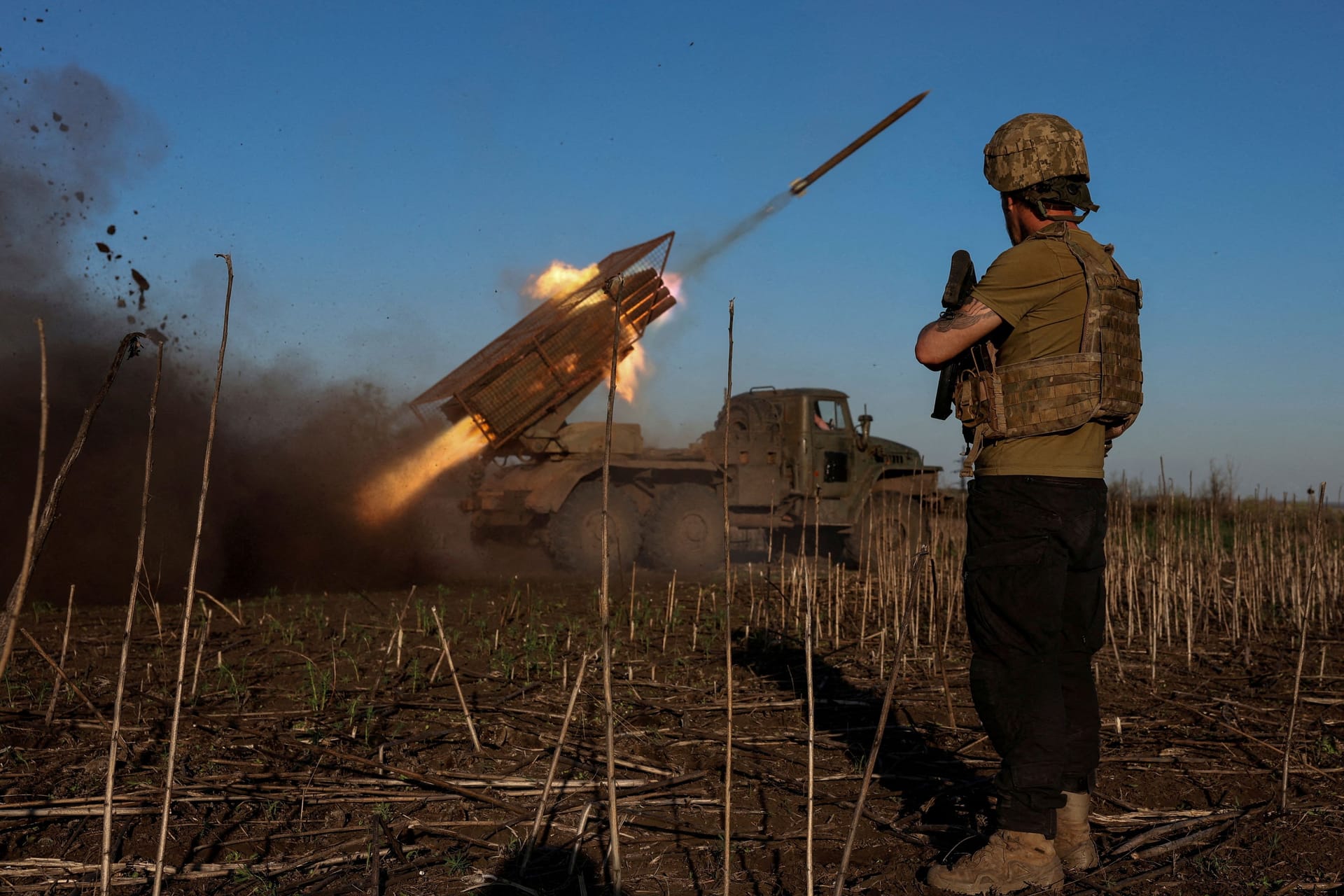 Russische Soldaten kämpfen im Raum Pokrowsk: Sollte Moskau die Stadt einnehmen wollen, steht Putins Armee vor einer großen Herausforderung.