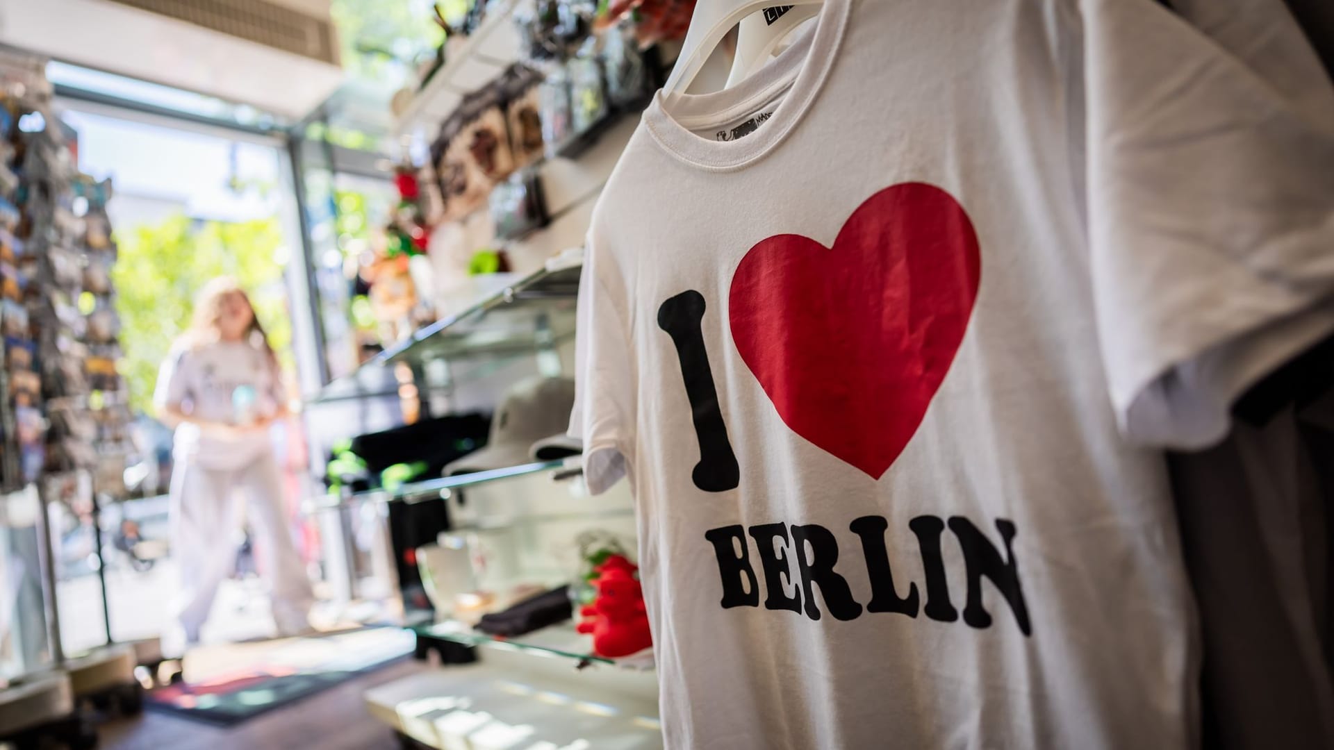 «I love»-Symbol auf Bekleidung «I love»-Symbol auf Bekleidung