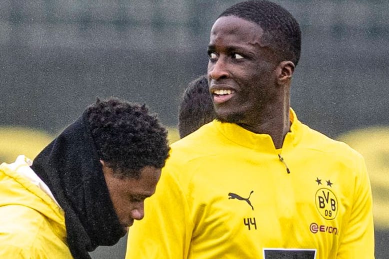Soumaïla Coulibaly: Der Abwehrmann wird zeitnah wohl nicht mehr in Schwarz-Gelb auflaufen.