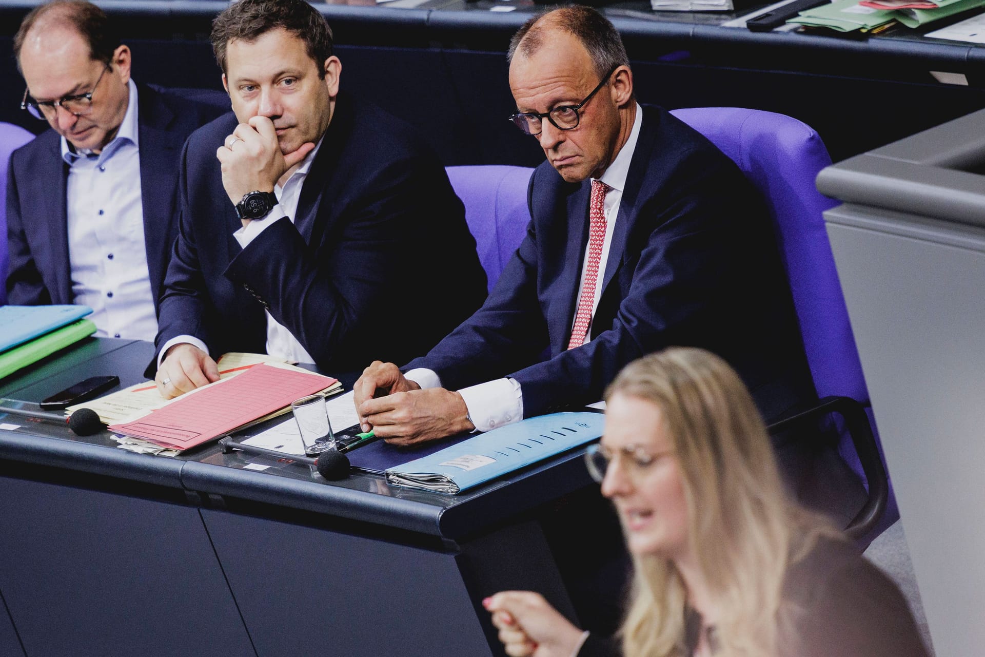 Innenminister Alexander Dobrindt (CSU), Finanzminster Lars Klingbeil (SPD), Bundeskanzler Friedrich Merz (CDU) und Katharina Dröge (Grüne) (v.l.): Interessiert Merz das Klima überhaupt?