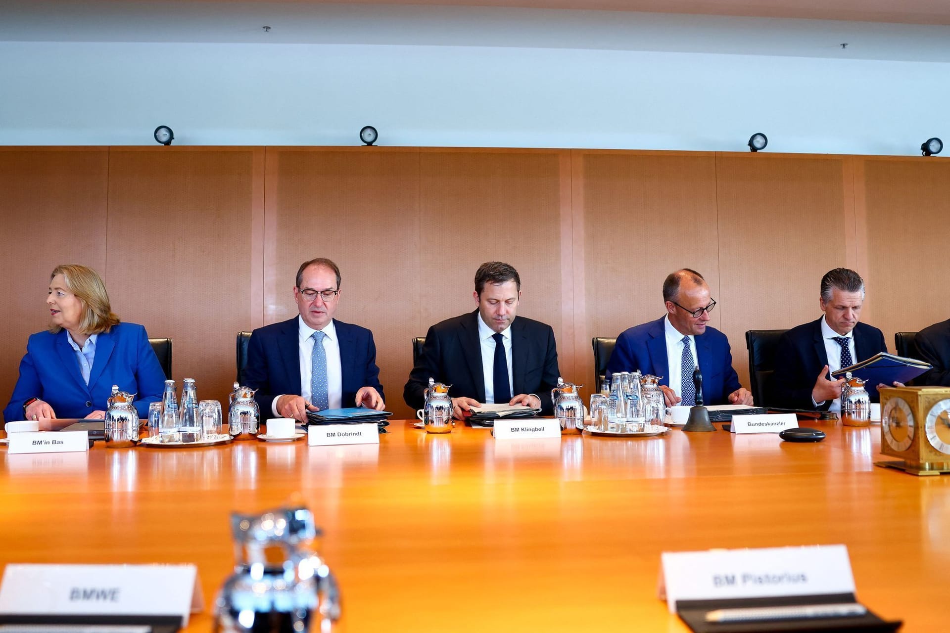 Die Bundesregierung muss mehrere Konflikte ausräumen.